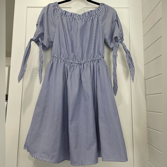Guess Dress Size XS - Picture 2 of 3
